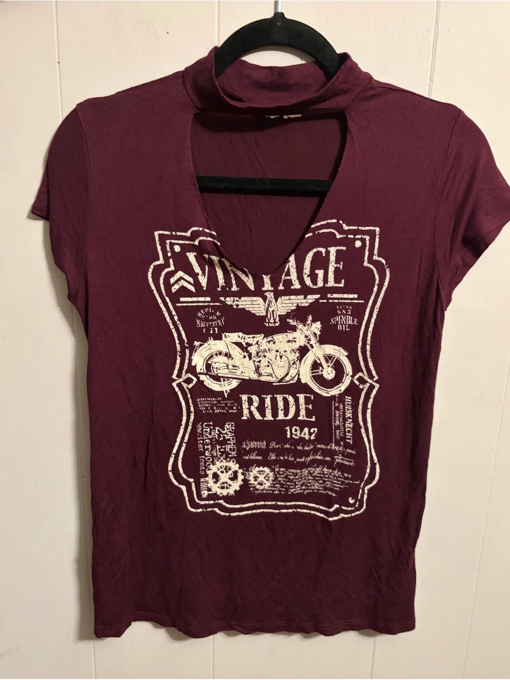 french pastry Maroon Short Sleeve Graphic Tee